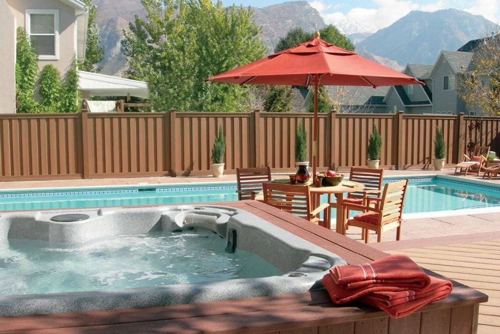Complementary Trex® Fencing Colors: How to Pair Your Fence with Your Deck, Home, and Landscape 16 Complementary Trex® Fencing Colors: How to Pair Your Fence with Your Deck, Home, and Landscape 16
